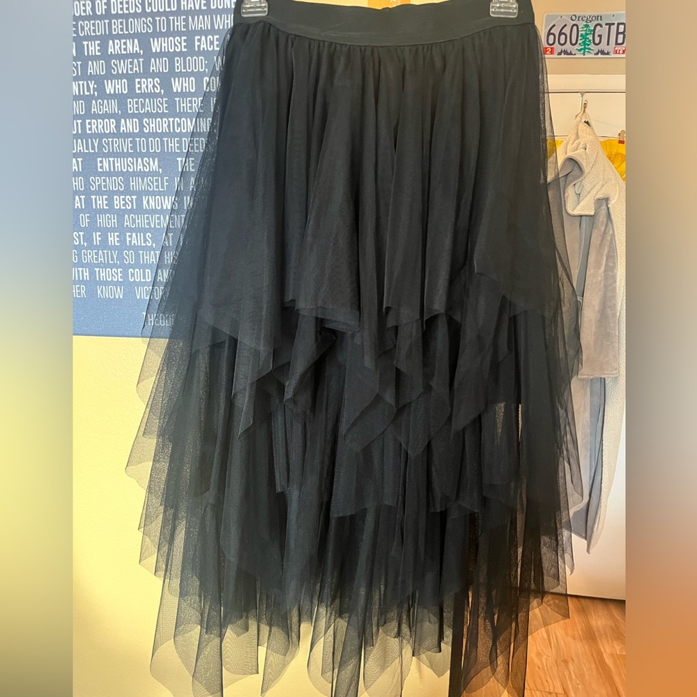 ❌ SOLD •Handkerchief cut Midi Skirt•NWOT